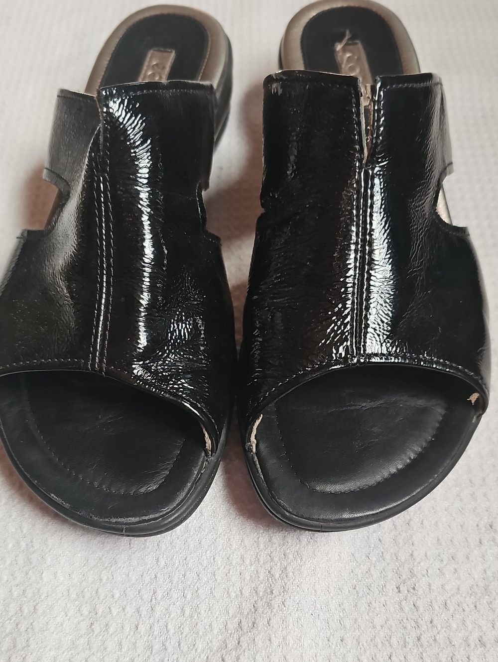 Women's Black Patent Open-Toe Slide Sandals